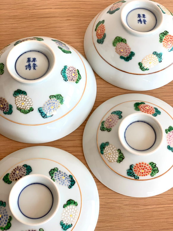 【京焼・清水焼】京都　水野春陽窯　色絵　菊　蓋付き夫婦茶碗　飯碗 1枚目の画像