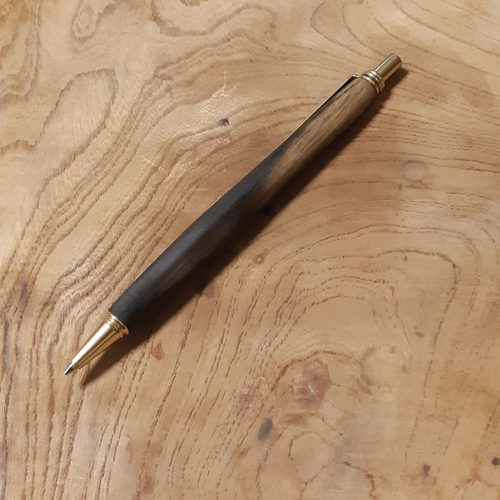 国産金具使用　木軸シャーペン0.5㎜ 水目桜瘤蜜蝋クリーム仕上げ 木軸シャーペン0.5㎜スタビライズメープル瘤 蜜蝋クリーム仕立て