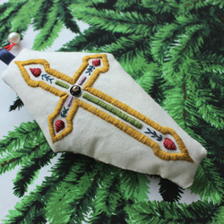 【手刺繍】十字架のオーナメント⁂クリスマスに⁂ 12枚目の画像