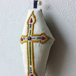 【手刺繍】十字架のオーナメント⁂クリスマスに⁂ 4枚目の画像
