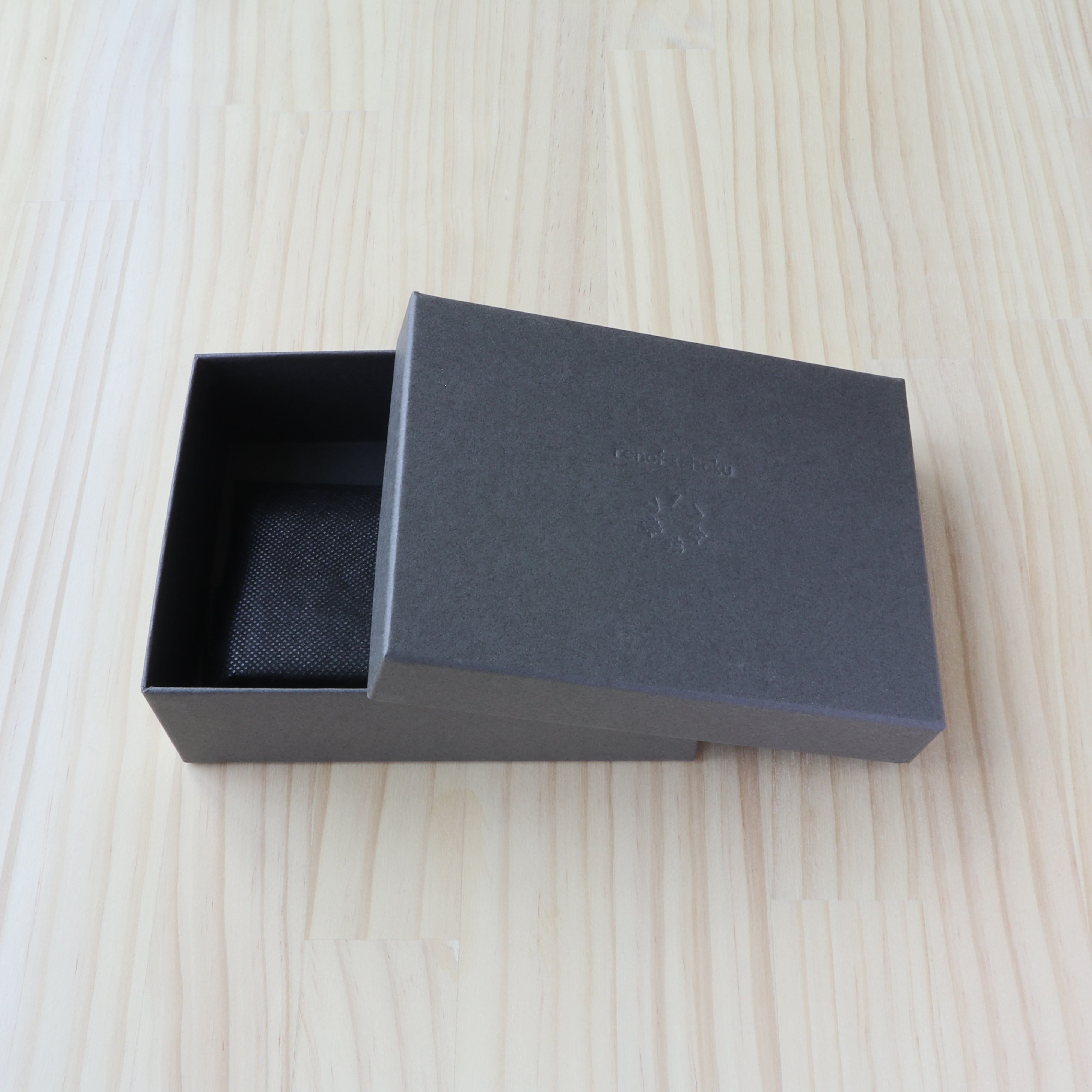 BOX小銭入れ　本革　J.ベイカー社　ブライドルレザー　ブラック　10201　4/5　限定品｜詳細画像