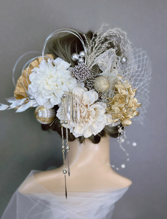 【豪華】 髪飾り 成人式髪飾り 卒業式髪飾り 簪付き 水引 白 金 銀 ベージュ 2枚目の画像