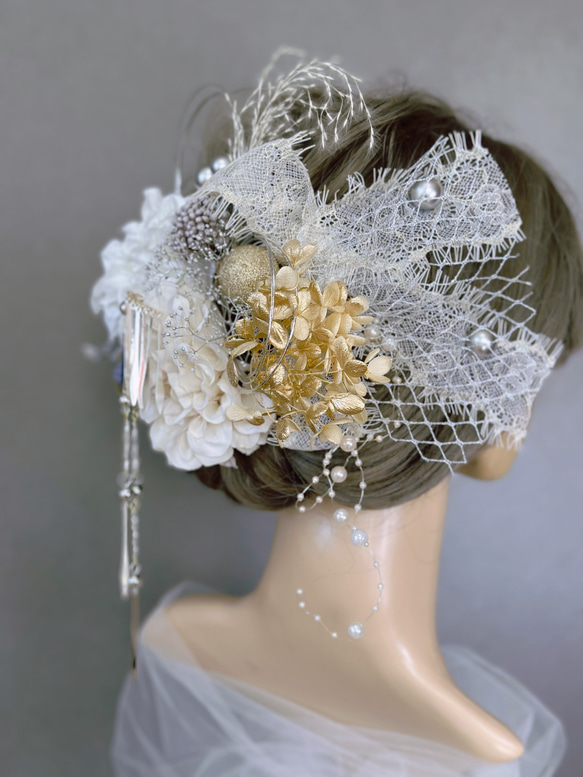 【豪華】 髪飾り 成人式髪飾り 卒業式髪飾り 簪付き 水引 白 金 銀 ベージュ 4枚目の画像