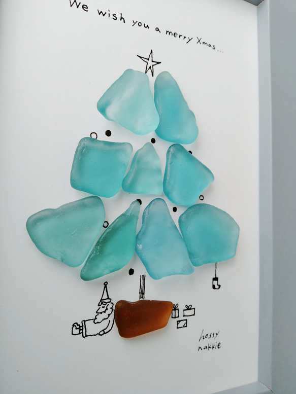シーグラスアート「ひとやすみ」　ミニ額　イラスト　クリスマスツリー　クリスマス　サンタクロース　プレゼント　星 2枚目の画像