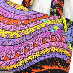 アフリカ布　くったりトートバック　カラフルフラワー　アフリカンバック 7枚目の画像