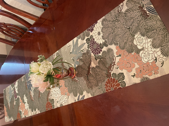 豪華刺繍の花嫁衣装の丸帯リメイク 正絹テーブルランナー1764 テーブル