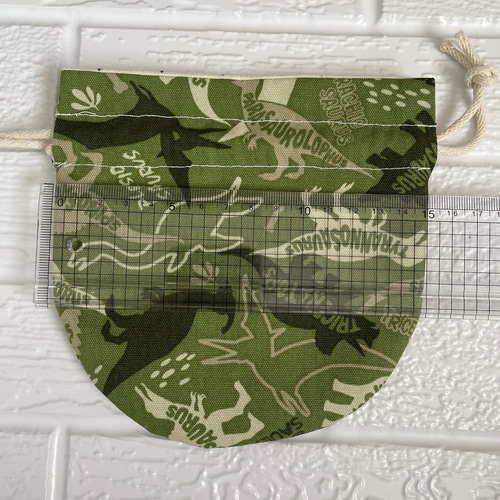 恐竜丸巾着 巾着袋 Cheek 通販 14941630｜Creema(クリーマ