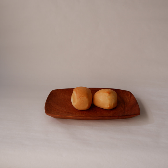国産ケヤキのお皿　木のお皿　パン皿　菓子皿 2枚目の画像
