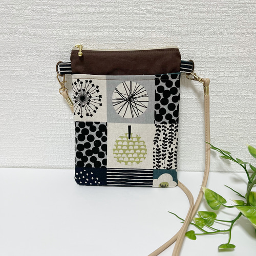 パッチワーク風 スマホショルダー スマホポシェット スマホポーチ
