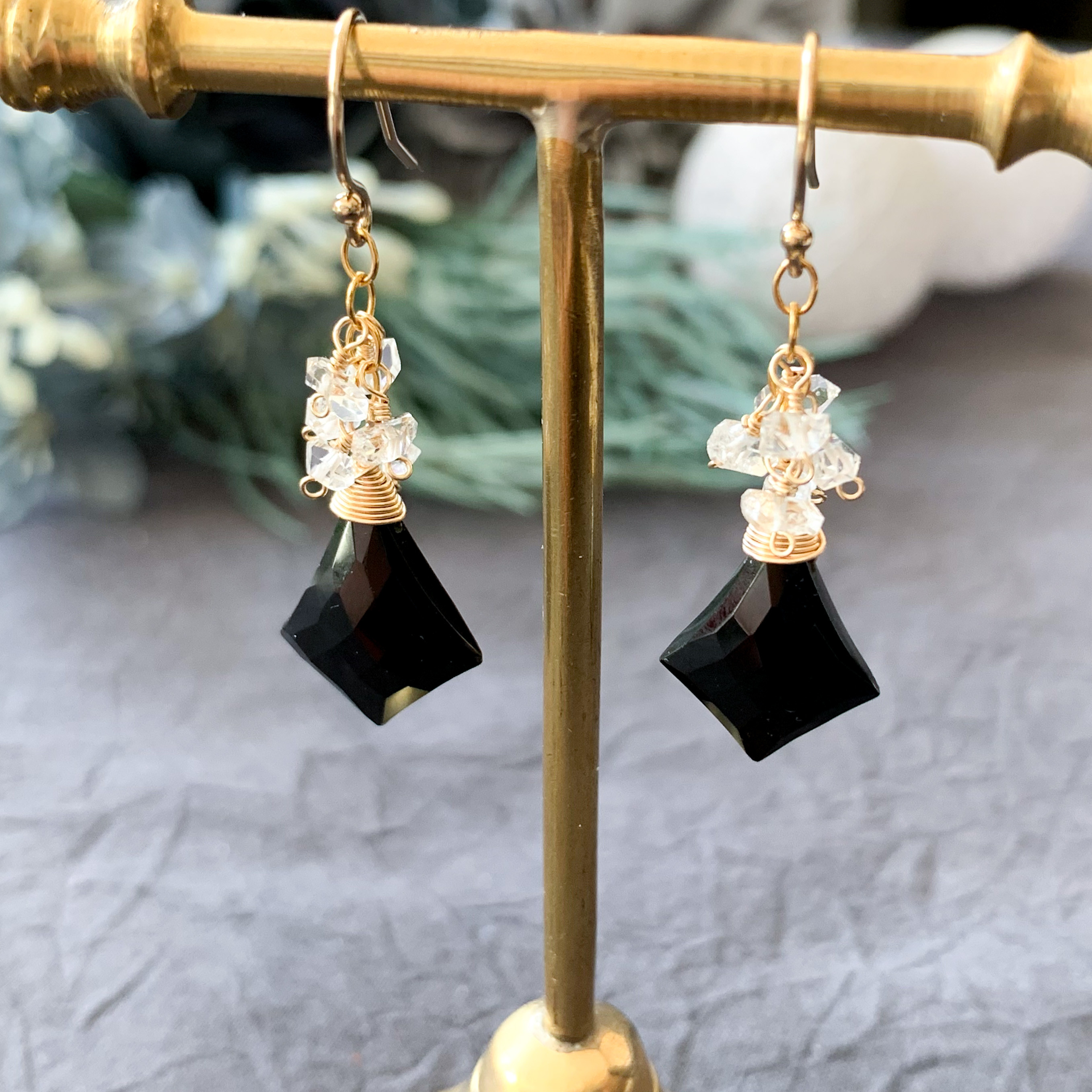 14kgf*ブラックスピネルとハーキマーダイヤモンドクォーツのピアス／イヤリング*