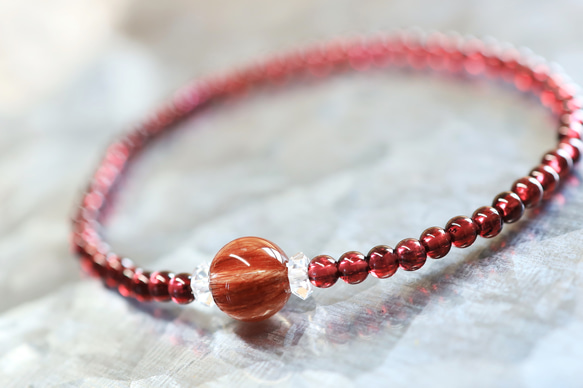 ☆すべての始まりの色☆…☆レッドルチルクォーツ：8ミリ＆ガーネット