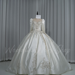 結婚式 ウエディングドレス オーダーメイド可能 長袖 華やかな引き裾