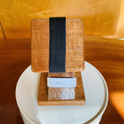 世界をめぐる銘木シリーズ　ニヤトー　タモ　時計スタンド　4,000円　 1枚目の画像