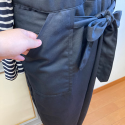 促銷價 Rakuchin 背帶褲❤️無袖 sarouel 背帶褲 黑色（尺碼 L 至 LL） 第7張的照片