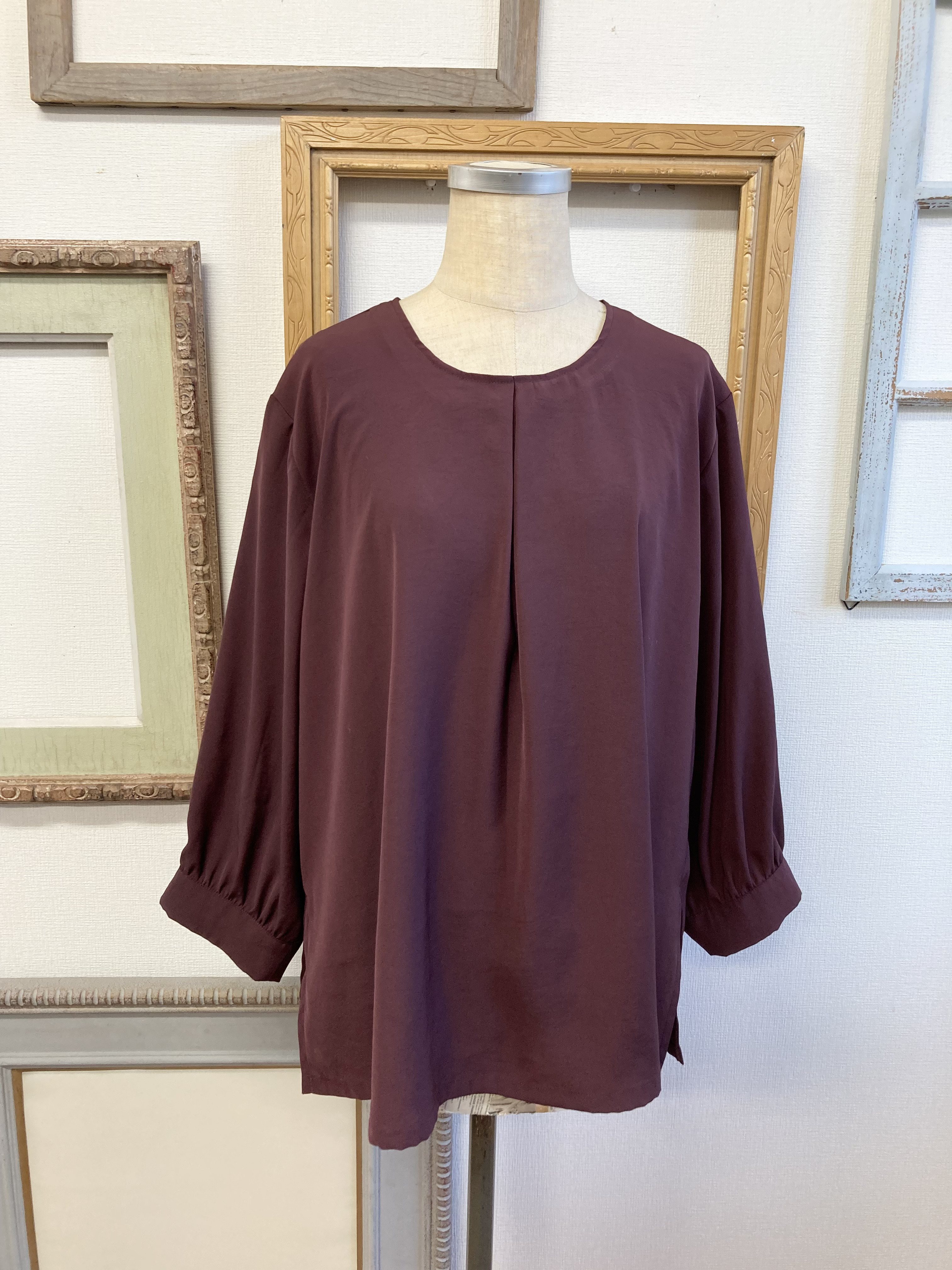 セール価格★大人可愛いブラウス❤️前タック入りふんわりワイド袖ブラウス（ボルドーエンジ）サイズフリーL〜LL 4,200円