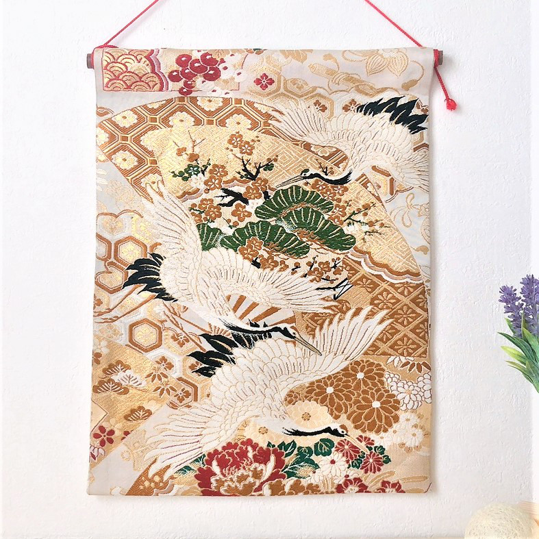 古布リメイク　手描きタペストリー