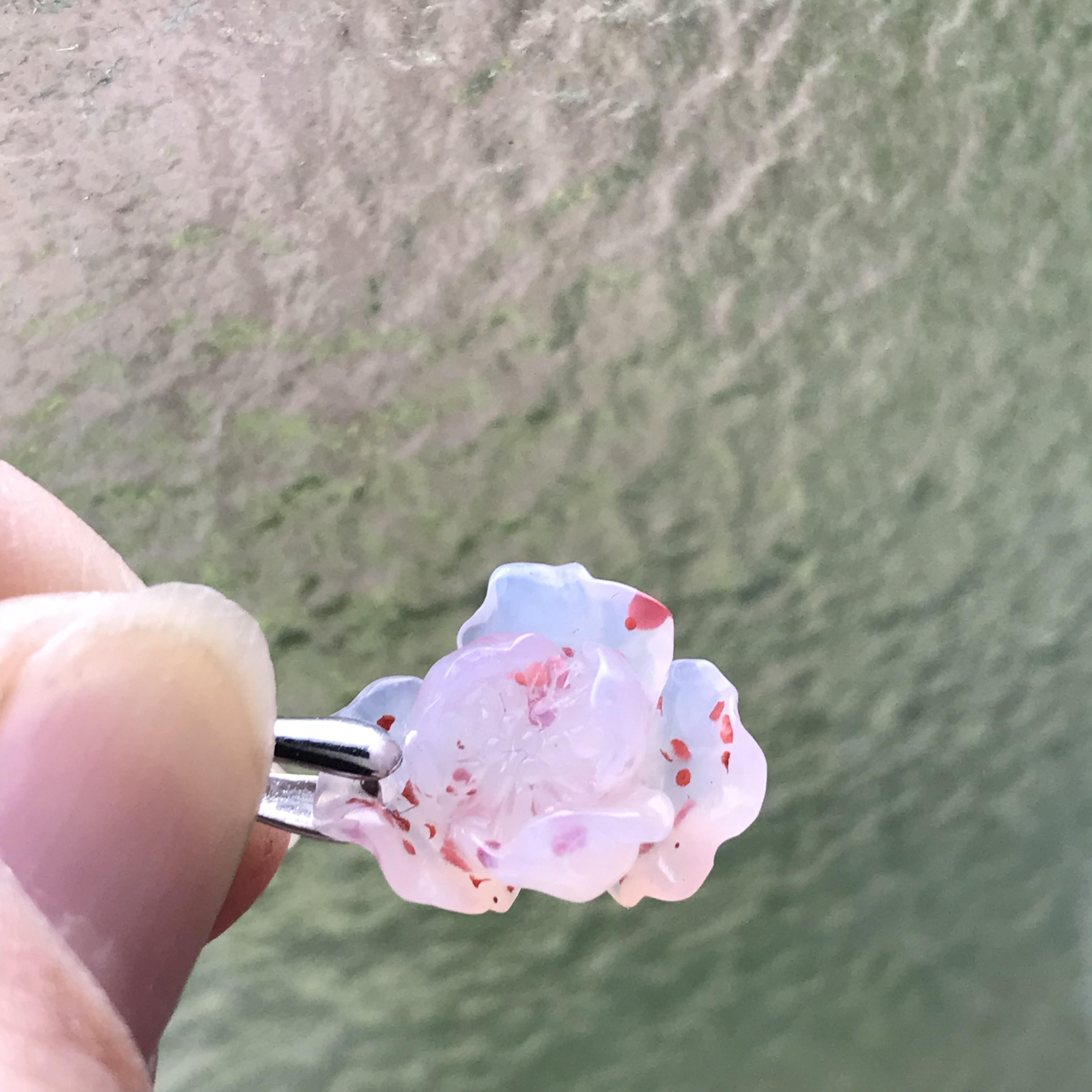 ゴビ石−1011 ゴビ瑪瑙 水玉模様 花 彫刻 天然石 KIKI 通販｜Creema 