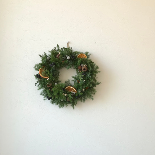 リースフレッシュグリーンと木の実のリース クリスマス