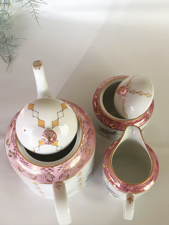 ポット・クリーマ・シュガー/可愛い猫の物語とラスター彩 ポット クリーマ ひと うつわ 愛sanjo