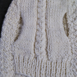 Lサイズケーブル編みの暖かなセーター出来ました! 5枚目の画像