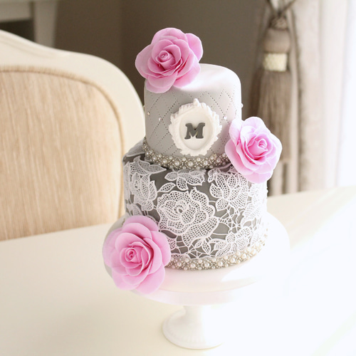 薔薇のクレイケーキ リングピロー Regal Lily 通販 14946199｜Creema