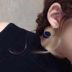 Asymmetry color pallet pierce/earring(Navy×Mustard) 3枚目の画像