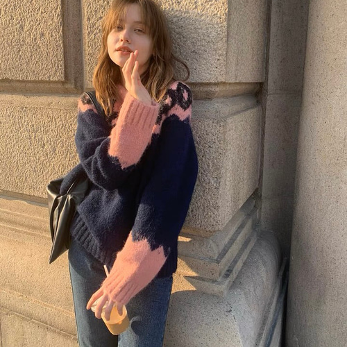 【着用2回】オブリ　バイカラーニット　ブラック×ピンク　ウール♡アルパカ♡シルク バイカラー フェアアイル柄 ウール混センター プルオーバー【秋冬春