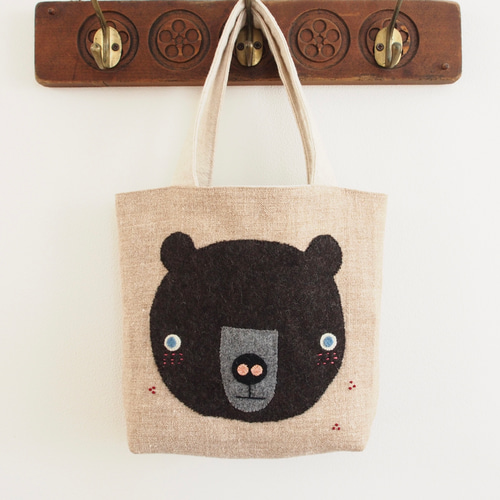バレエ　くま　ミニトートバッグ　ハンドメイド　アップリケ ぼんやり顔のクマさんが可愛いミニ手提げバッグ（ベージュ） トート
