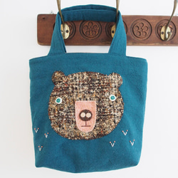 ぼんやり顔のクマさんが可愛いミニ手提げバッグ（コバルトブルー） 1枚目の画像