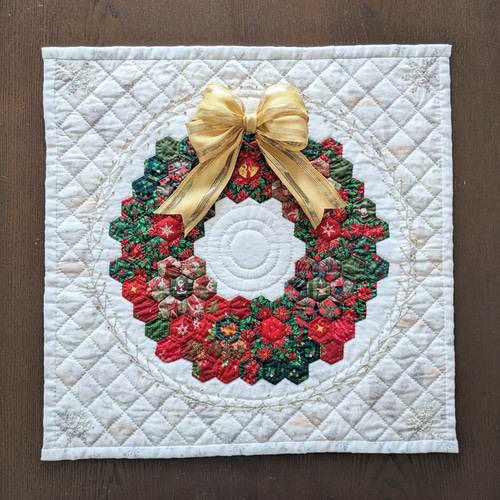 ハンドメイド　パッチワークキルト　タペストリー　クリスマス調 クリスマスツリー☆パッチワークキルトタペストリー - D-twins