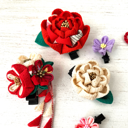 つまみ細工 髪飾り クリップ 七五三 椿 梅 ヘアクリップ・バナナ