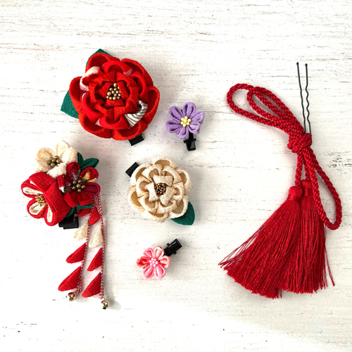 つまみ細工 髪飾り クリップ 七五三 椿 梅 ヘアクリップ・バナナ