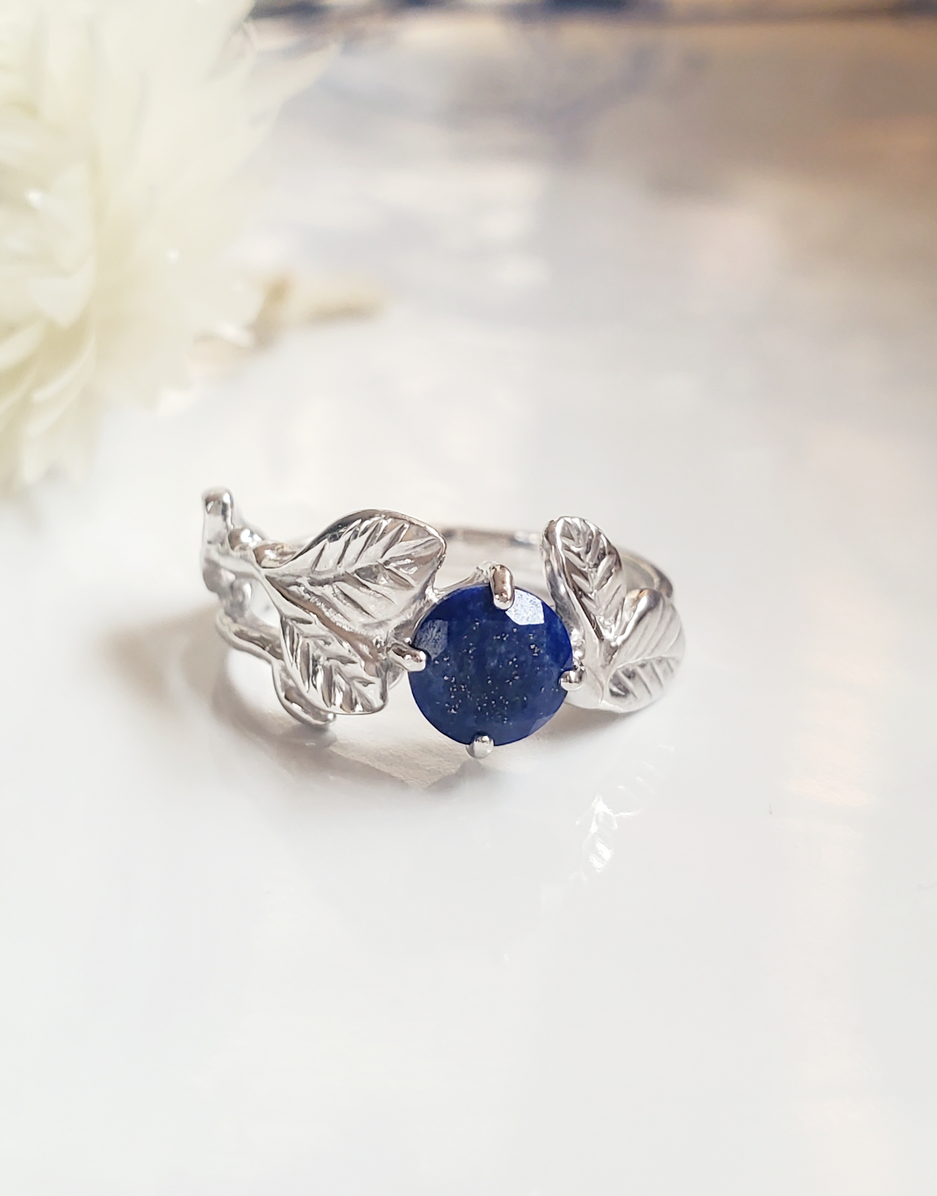 ☆特別ご提供☆幸運を呼び寄せる☆聖なる石♡【300g天然ラピスラズリ