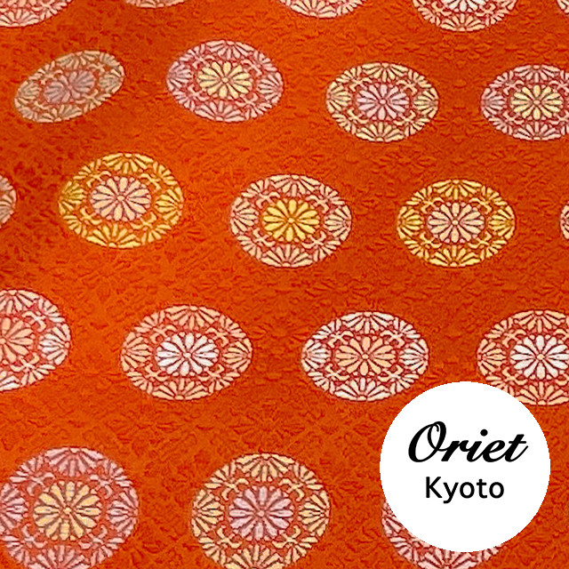 金襴 正絹 小葵地に浮線菊 朱赤☆生地幅約33cm×長さ50cm☆ 連続カット可（399-AC1）