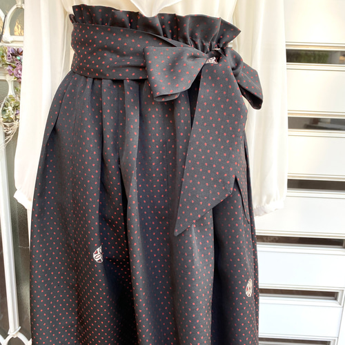 Pさまご予約品 丈変更 お召し絹黒に水玉模様フレアスカート