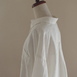 白いリネンのビッグシルエットシャツ 3枚目の画像