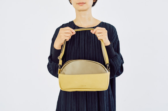 【creema限定】end.b 『うららか』な日が照っている日に持って欲しい　2wayポシェット ベージュ ベージュ ご了承ください