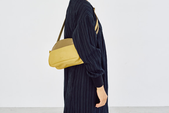 【creema限定】end.b 『うららか』な日が照っている日に持って欲しい　2wayポシェット ベージュ ベージュ ご了承ください