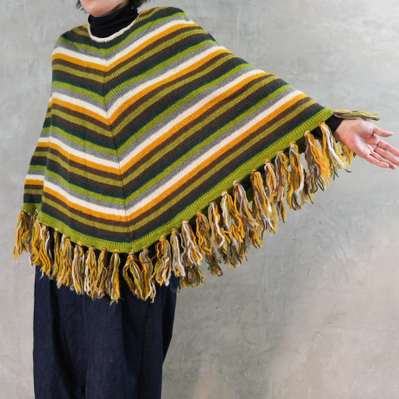 【美品】SAMOMAYA ウール100% ハンドメイドニット ポンチョ 冬に大人可愛い‼️【手編みニット】 ポンチョ マスター ブラウン