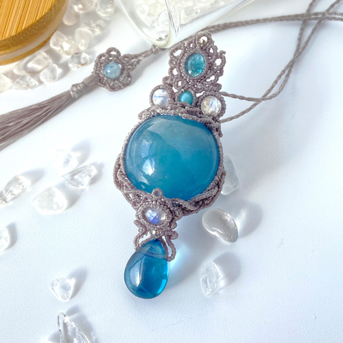 アクアマリン(ソフィア)×アパタイト×3種類のムーンストーン×ブルー