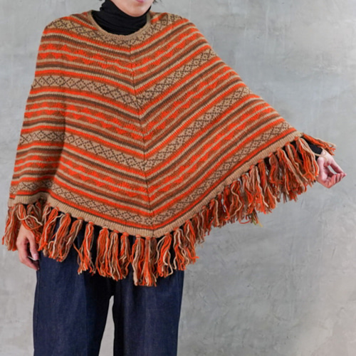 冬に大人可愛い‼️【手編みニット】 ポンチョ パープルピンク ニット