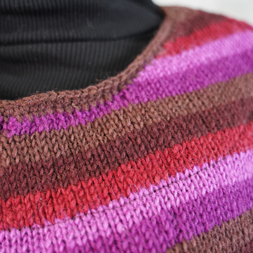 冬に大人可愛い‼️【手編みニット】 ポンチョ パープルピンク ニット