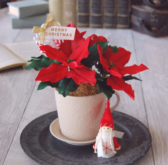 メイ　　クリスマスプレゼント アートフラワー ハロウィンアレンジ 秋の模様替え ❁ アートフラワー バスケット