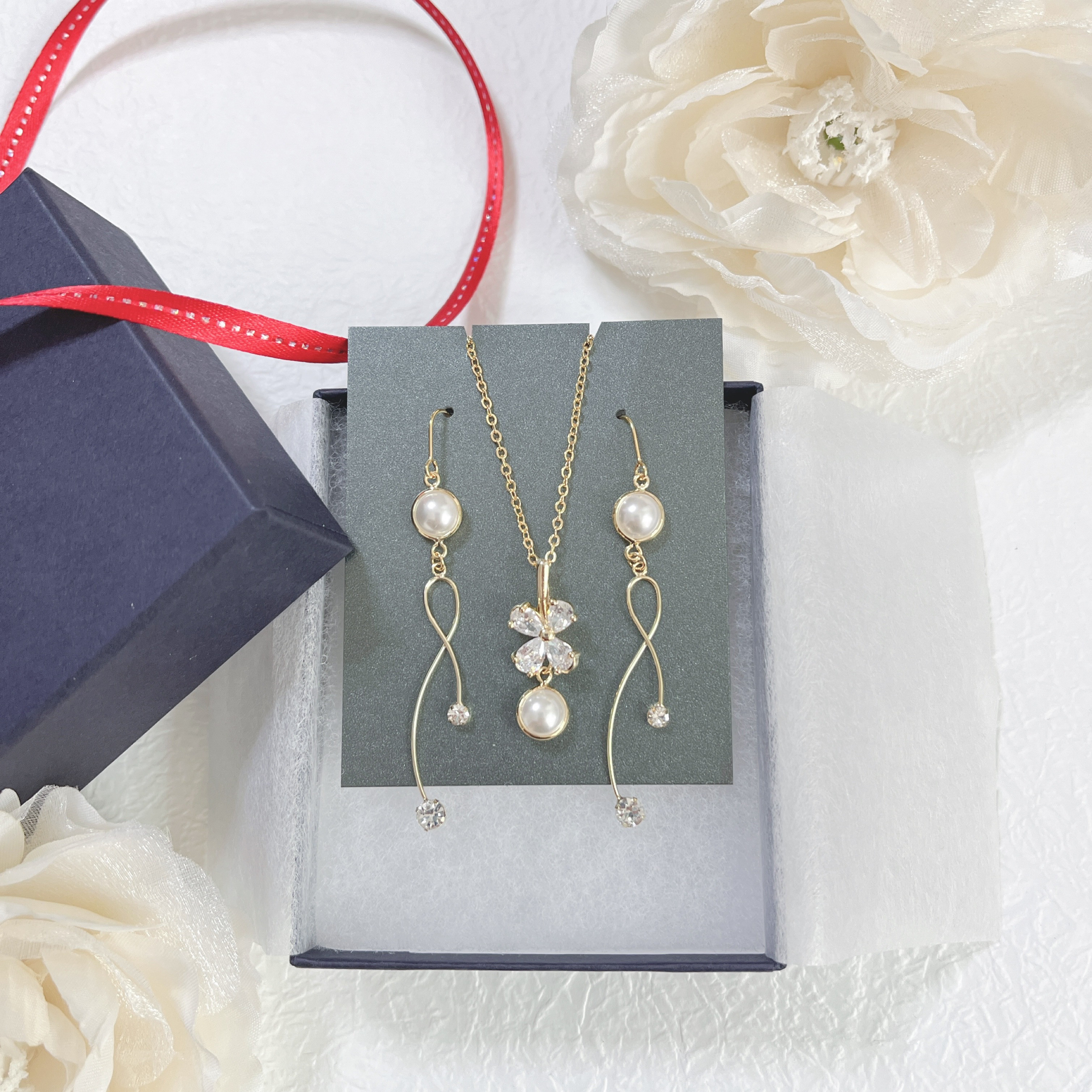 再販【16KGP金具変更無料】2点セット　gift BOX セット　ピアス／イヤリング  アレルギー対応　ハレノヒ