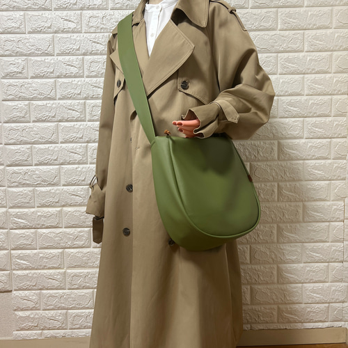 Hunter Shoulder Bag in Green I Hampton Road Designs
