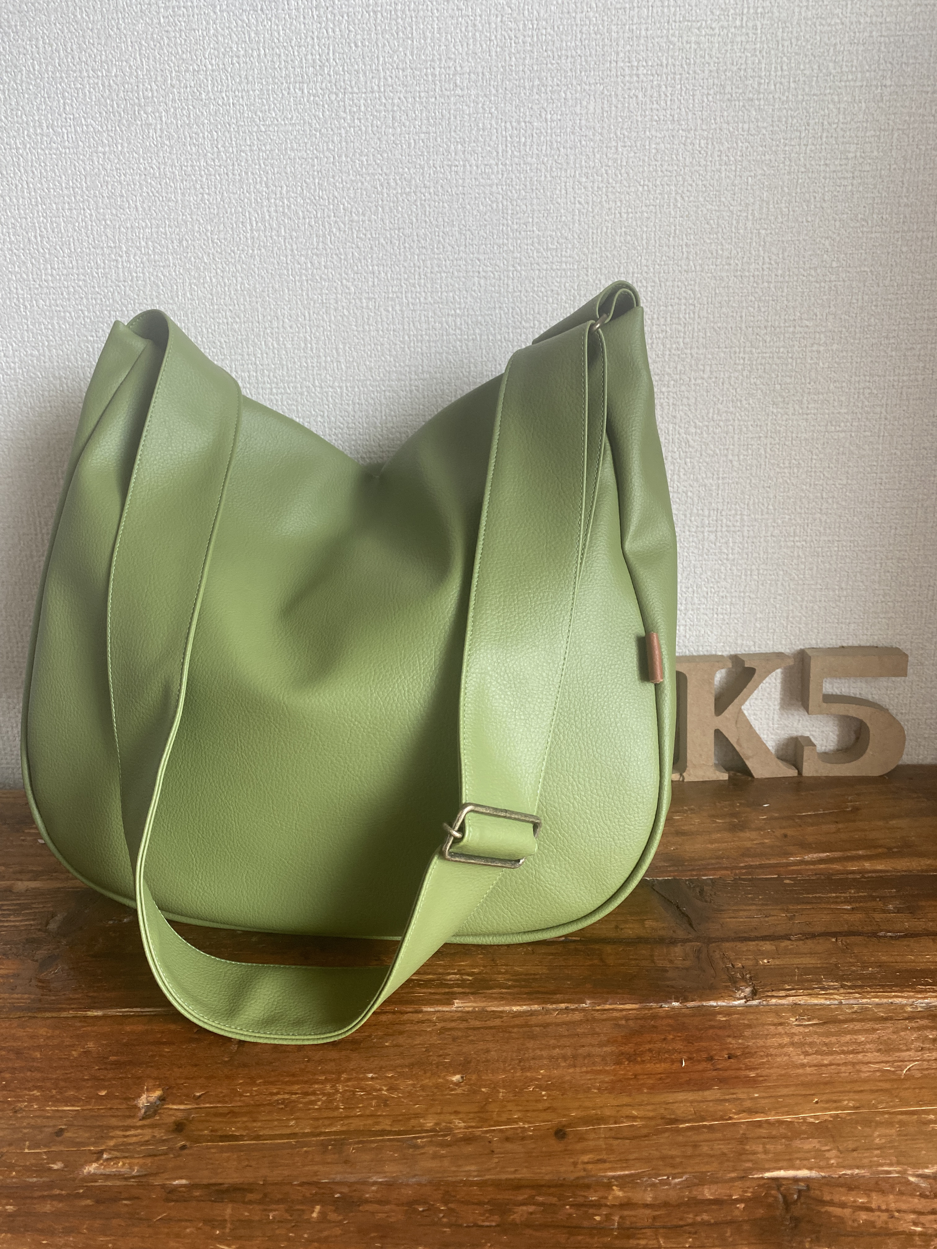 Hunter Shoulder Bag in Green I Hampton Road Designs