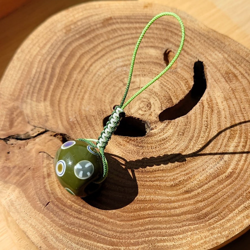 行雲流水 とんぼ玉 根付 ガラス 星紋 鶯茶 和装小物（帯・半襟