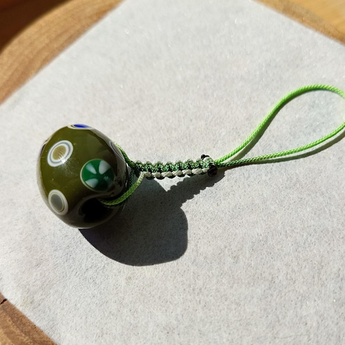 行雲流水 とんぼ玉 根付 ガラス 星紋 鶯茶 和装小物（帯・半襟