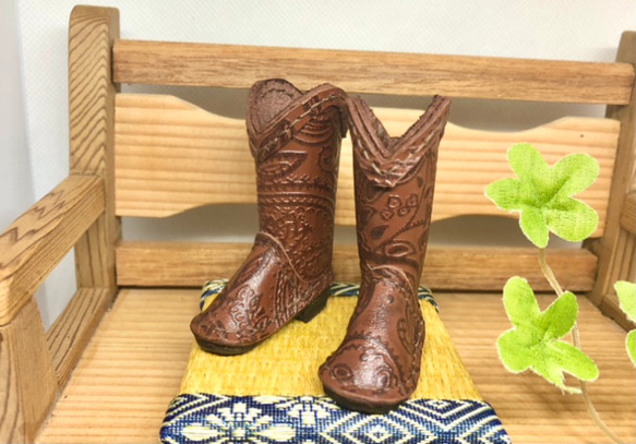 森き　ペイズリー型押しウエスタンブーツ　miniature boots. 3枚目の画像