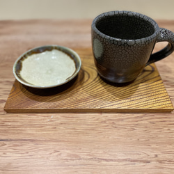 ケヤキのお盆　漆を知り尽くした職人が作ったお盆　　お家でのお茶、コーヒータイムがお洒落なカフェタイムに変わります。 4枚目の画像